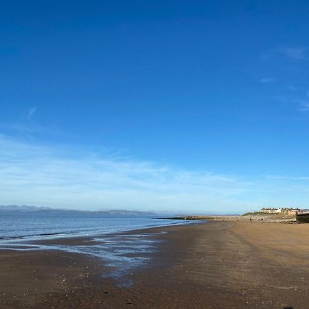 Stylish Apartments Near The Sea Front At Morecambe Heysham Extérieur photo